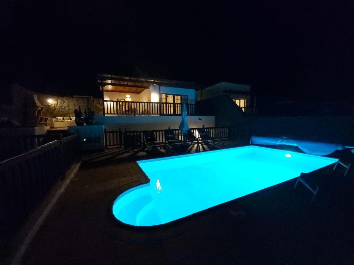Villa Tegala By Villitas プラヤ・ブランカ エクステリア 写真
